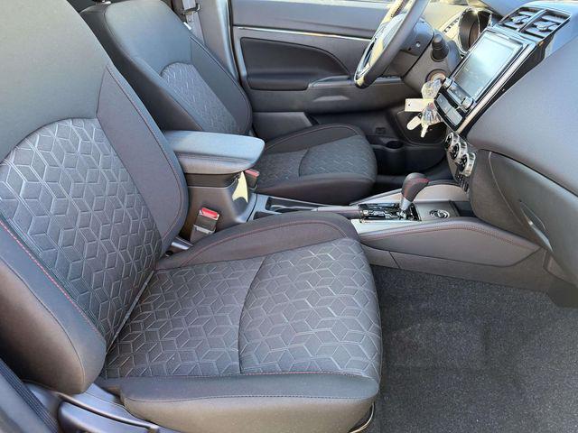 2026 Mitsubishi Outlander Sport 2.0 LE