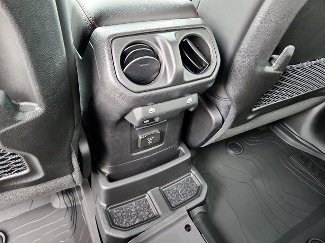 2025 Jeep Wrangler 4-Door Recon 4x4