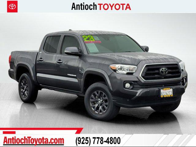 2023 Toyota Tacoma SR5's photo