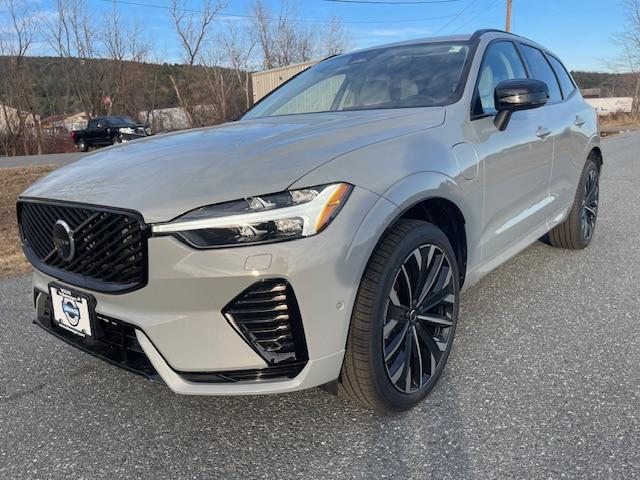 2026 Volvo XC60 Plug-In Hybrid Ultra, T8 AWD Electric/Gasoline, Dark for sale in Lebanon, NH