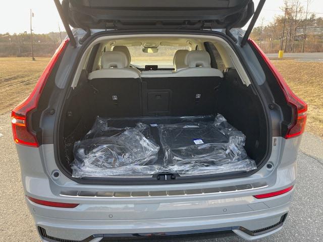 2026 Volvo XC60 Plug-In Hybrid Ultra, T8 AWD Electric/Gasoline, Dark