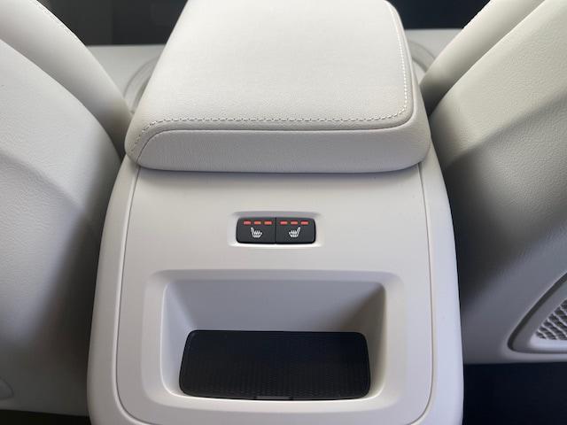 2026 Volvo XC60 Plug-In Hybrid Ultra, T8 AWD Electric/Gasoline, Dark