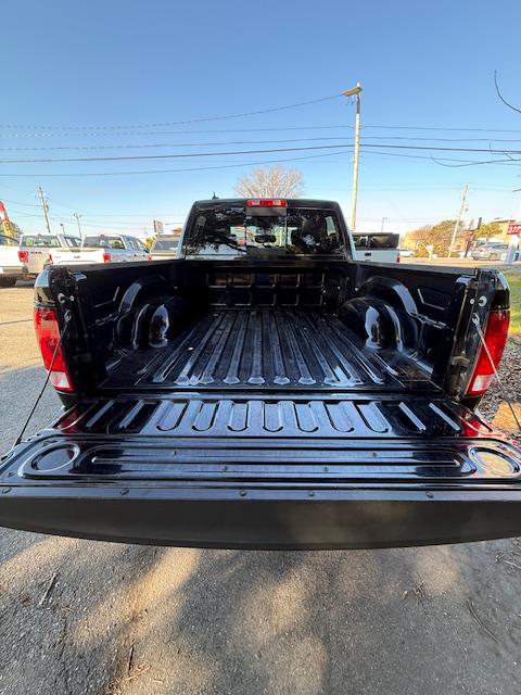 2019 Ram 1500 Classic Lone Star Silver Crew Cab 4x2 5'7" Box