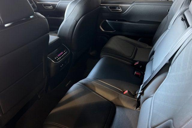 2026 INFINITI QX80 LUXE AWD