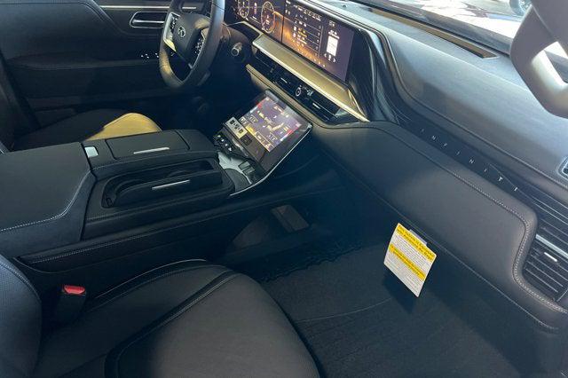 2026 INFINITI QX80 LUXE AWD