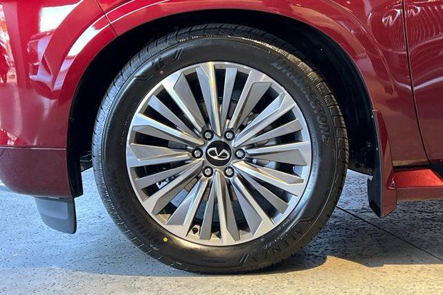 2026 INFINITI QX80 LUXE AWD
