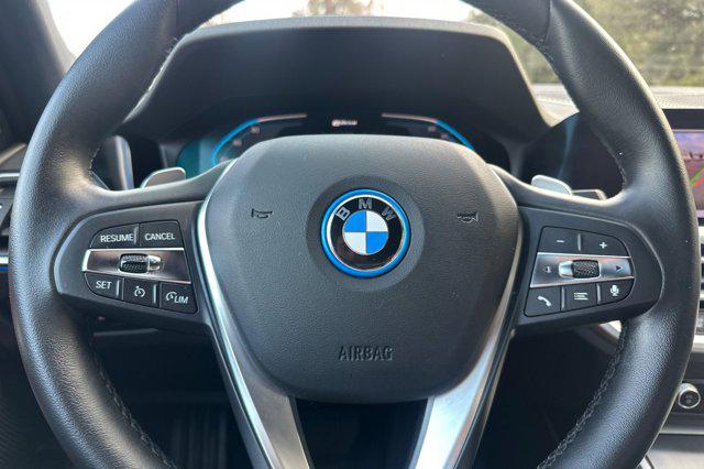 2022 BMW 3 Series 330e Sedan