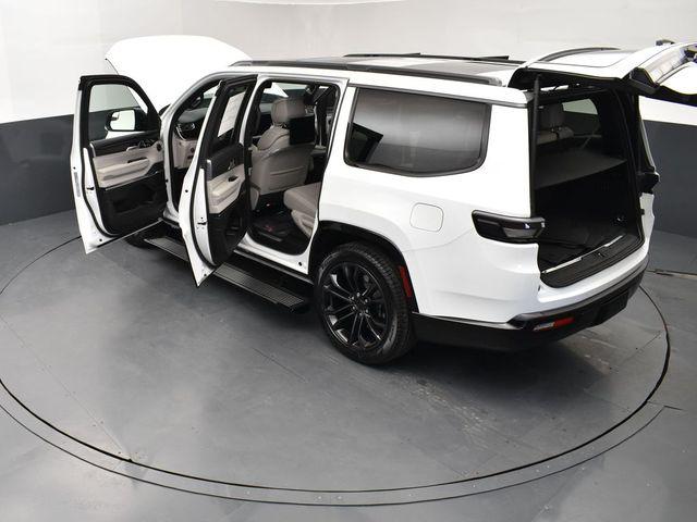 2026 Jeep Grand Wagoneer Summit Obsidian 4x4