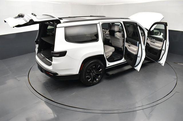 2026 Jeep Grand Wagoneer Summit Obsidian 4x4