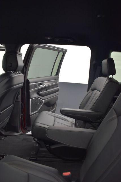 2026 Jeep Grand Wagoneer Limited Altitude 4x4