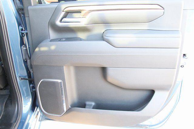 2025 Chevrolet Silverado 3500HD 4WD Crew Cab Long Bed LT