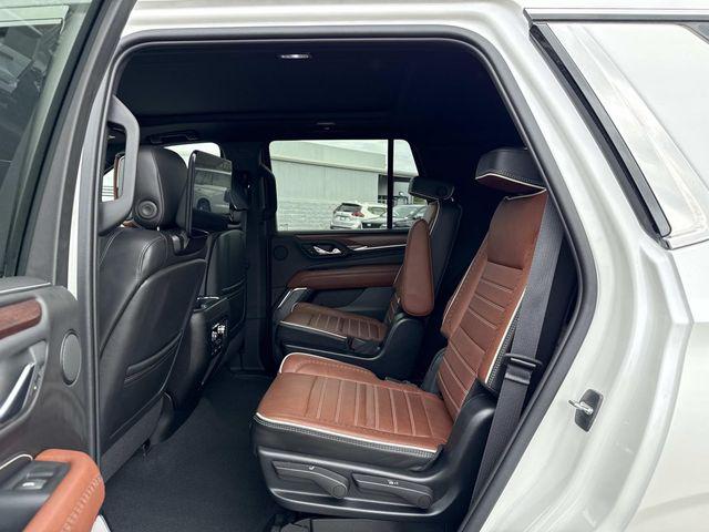 2023 GMC Yukon 4WD Denali Ultimate