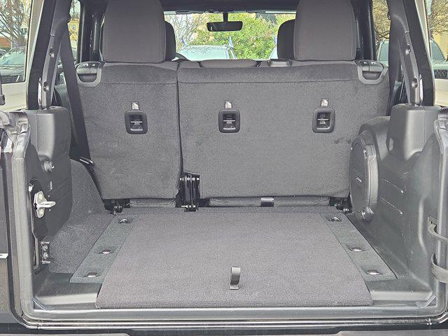 2023 Jeep Wrangler 4-Door Sahara 4x4