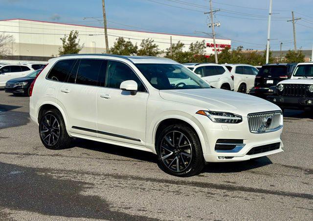 2024 Volvo XC90 B6 Plus Bright Theme 7-Seater