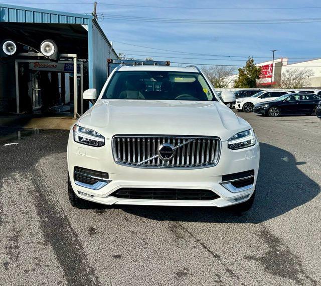 2024 Volvo XC90 B6 Plus Bright Theme 7-Seater