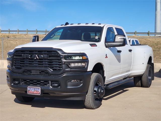 2026 RAM Ram 3500 RAM 3500 TRADESMAN CREW CAB 4X4 8 BOX
