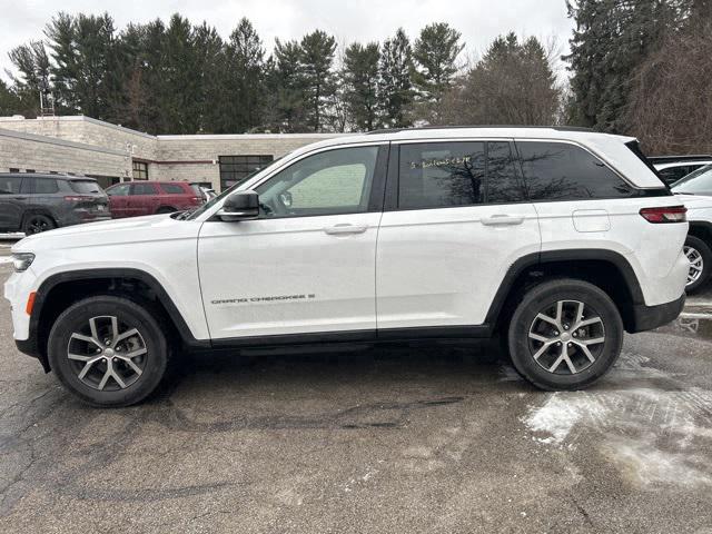 2023 Jeep Grand Cherokee Limited 4x4 2023 Jeep Grand Cherokee Limited 4x4