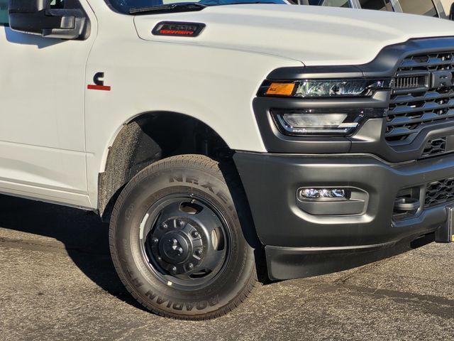 2026 RAM Ram 3500 Chassis Cab RAM 3500 TRADESMAN CHASSIS REGULAR CAB 4X4 60 CA