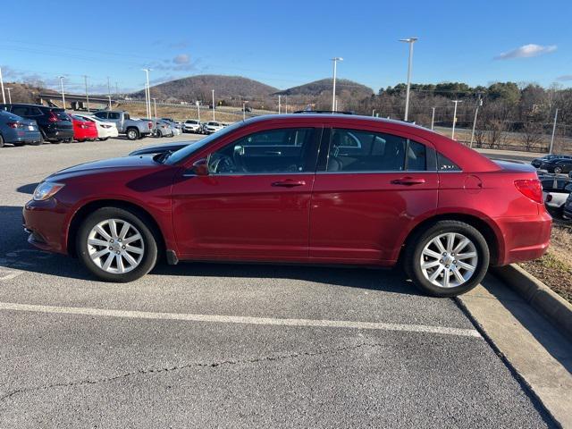 2013 Chrysler 200 Touring