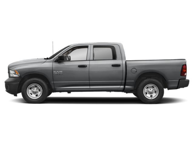 2022 RAM 1500 Classic Tradesman Crew Cab 4x2 57 Box 2022 RAM 1500 Classic Tradesman Crew Cab 4x2 57 Box