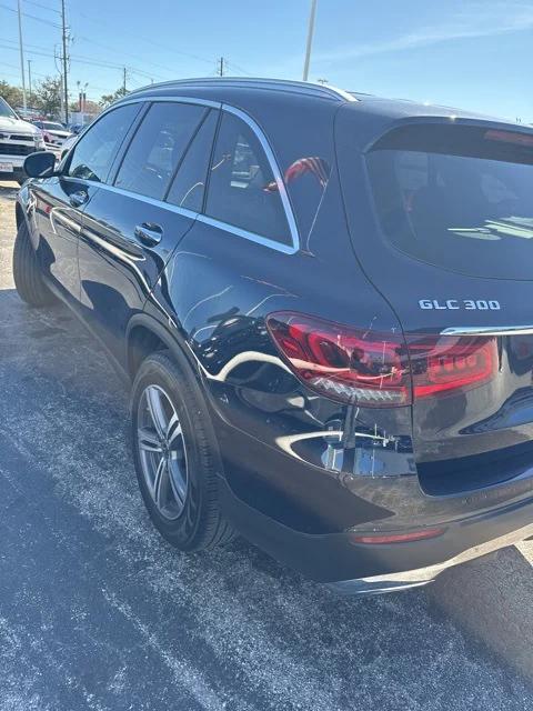 2020 Mercedes-Benz GLC 300 GLC 300