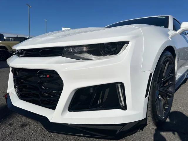 2021 Chevrolet Camaro RWD Coupe ZL1