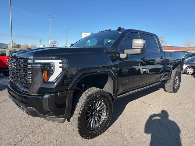 2024 GMC Sierra 3500HD 4WD Crew Cab Standard Bed Denali Ultimate