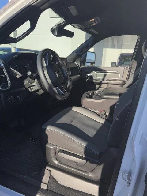 2023 RAM 2500 Big Horn Crew Cab 4x4 64 Box