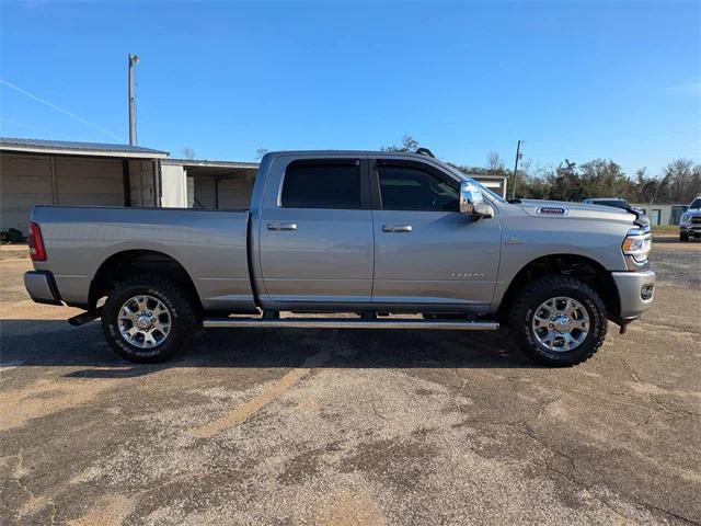 2023 RAM 3500 Laramie Crew Cab 4x4 64 Box
