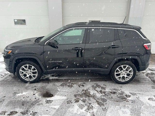 2022 Jeep Compass Latitude Lux 4x4 2022 Jeep Compass Latitude Lux 4x4