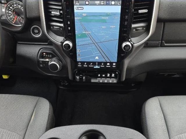 2024 RAM 2500 Big Horn Crew Cab 4x4 64 Box 2024 RAM 2500 Big Horn Crew Cab 4x4 64 Box