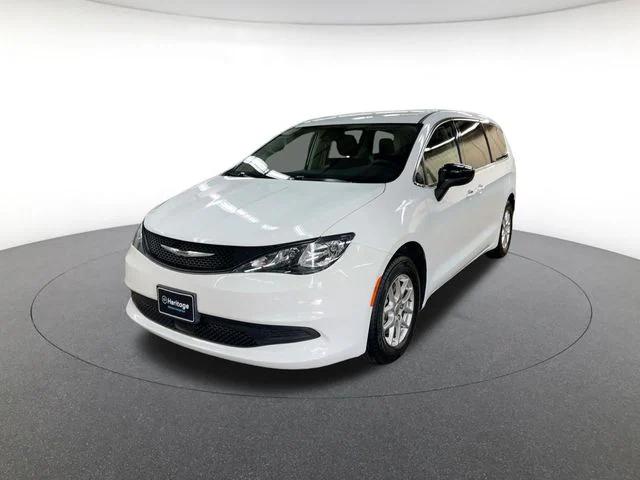 2024 Chrysler Voyager LX