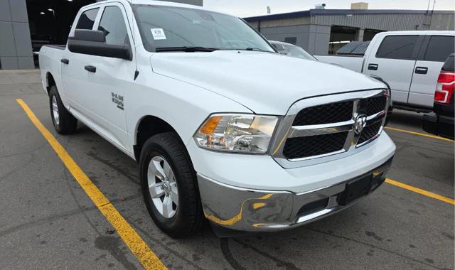 2023 RAM 1500 Classic SLT Crew Cab 4x4 57 Box