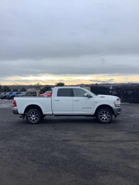 2022 RAM 3500 Limited Longhorn Crew Cab 4x4 64 Box