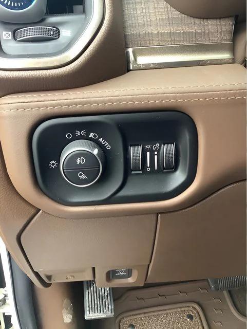 2022 Ram 3500 Limited Longhorn Crew Cab 4x4 6'4" Box
