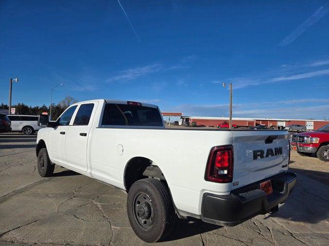 2025 RAM 2500 Tradesman Crew Cab 4x4 8 Box