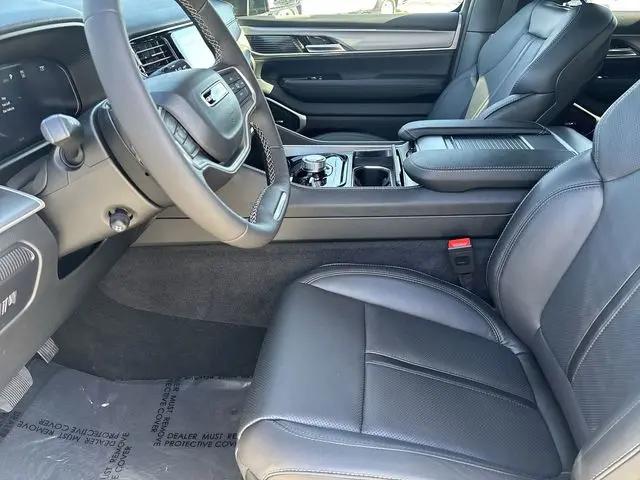 2026 Jeep Grand Wagoneer Limited Altitude 4x4