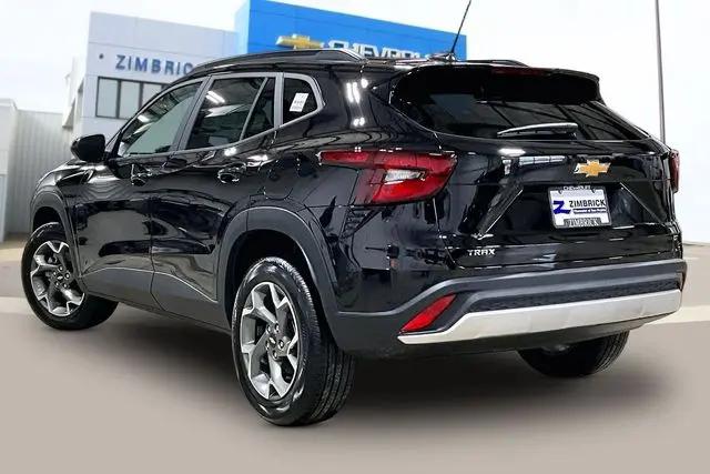 2026 Chevrolet Trax FWD LT
