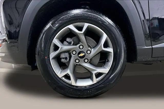 2026 Chevrolet Trax FWD LT