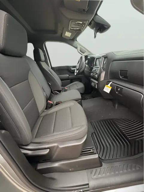 2026 Chevrolet Silverado 1500 4WD Crew Cab Short Bed Custom Trail Boss