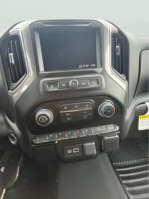2026 Chevrolet Silverado 1500 4WD Crew Cab Short Bed Custom Trail Boss
