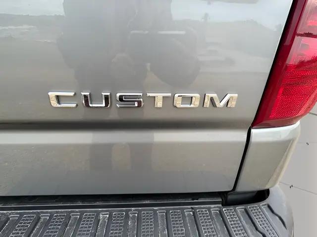 2026 Chevrolet Silverado 1500 4WD Crew Cab Short Bed Custom Trail Boss