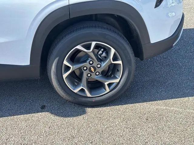 2026 Chevrolet Trax FWD LT