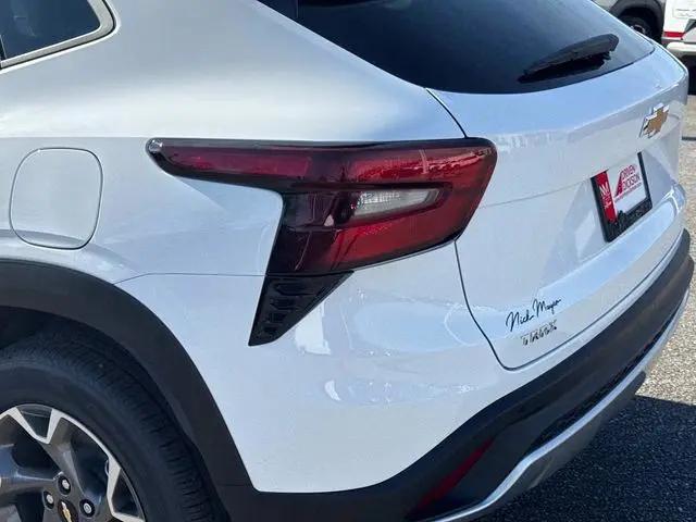 2026 Chevrolet Trax FWD LT