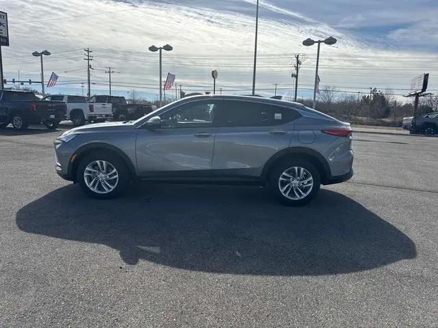 2026 Buick NV Preferred FWD