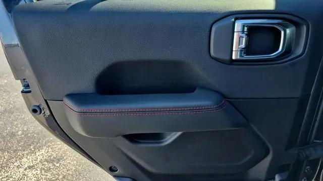 2026 Jeep Wrangler 4-Door Recon 4x4