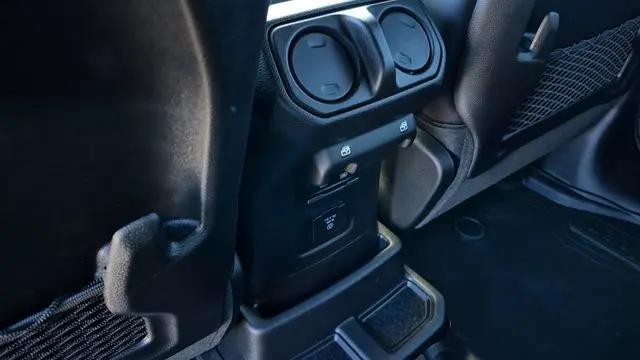 2026 Jeep Wrangler 4-Door Recon 4x4