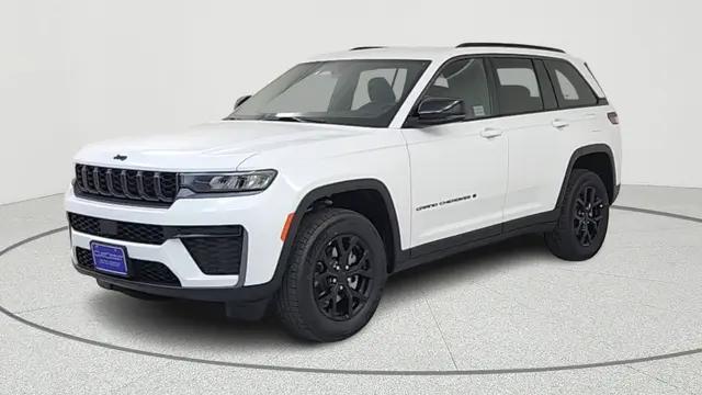 2026 Jeep Grand Cherokee Altitude 4x2