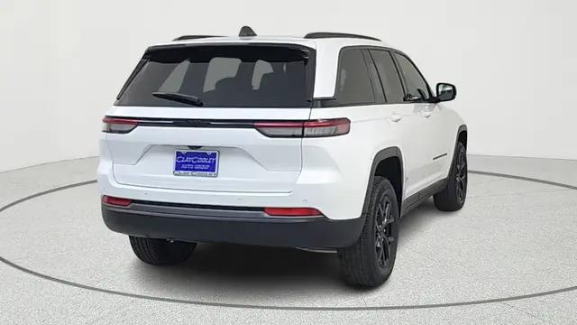 2026 Jeep Grand Cherokee Altitude 4x2