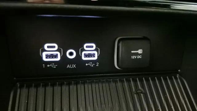 2026 Jeep Grand Cherokee Altitude 4x2